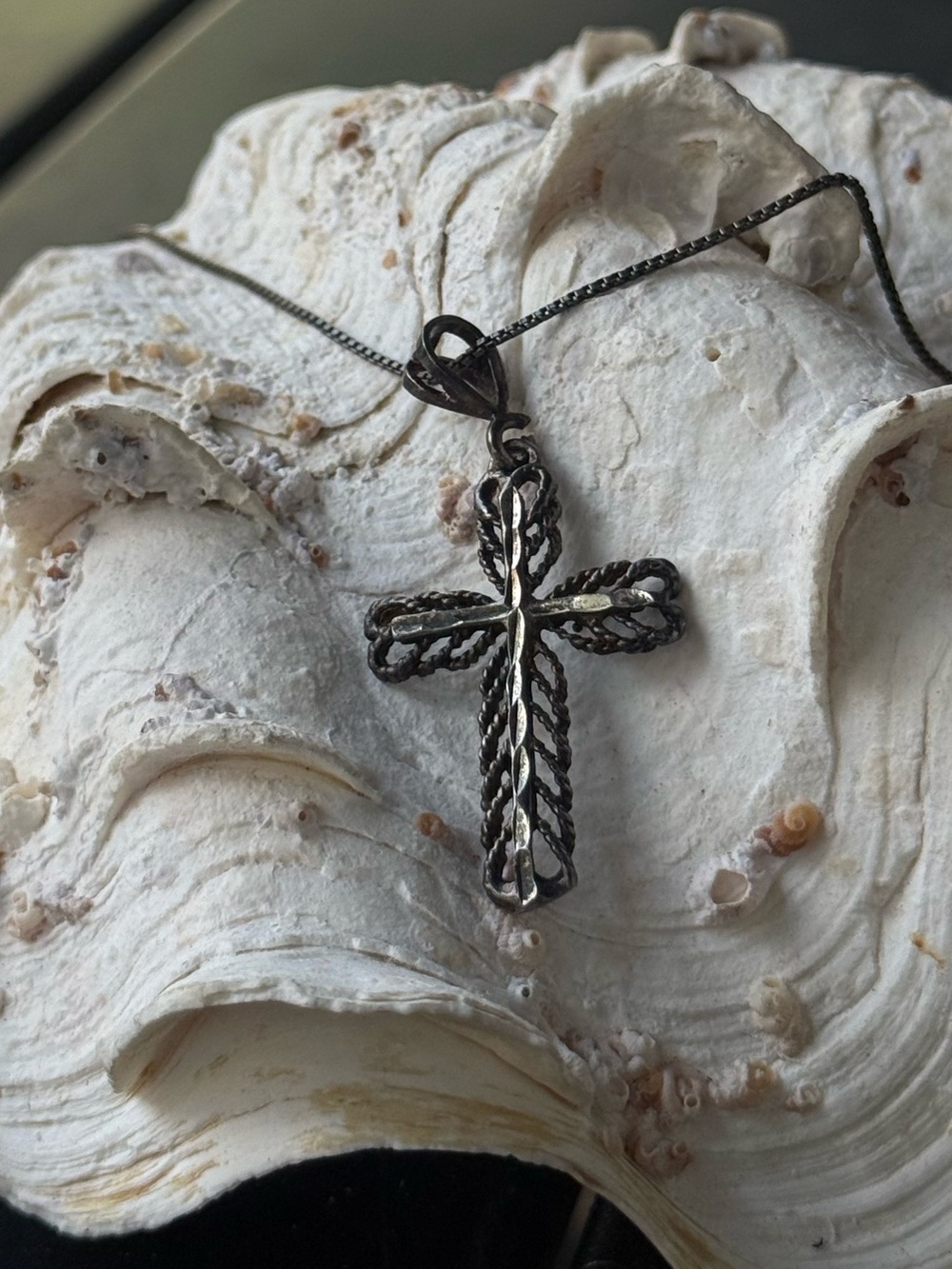 925 Sterling Silver Diamond cut Cross Pendant Necklace
